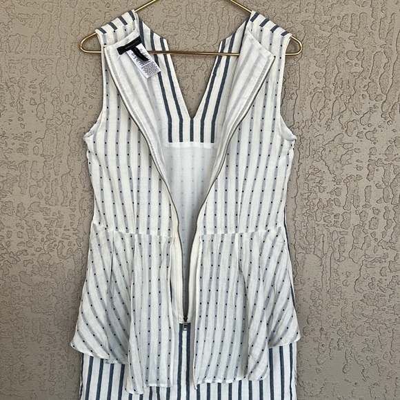 BCBGMaxAzria Stripe Dot Print Yousra Seeveless Dress - Picture 9 of 15